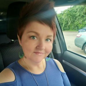 Meet your Posher, Niki